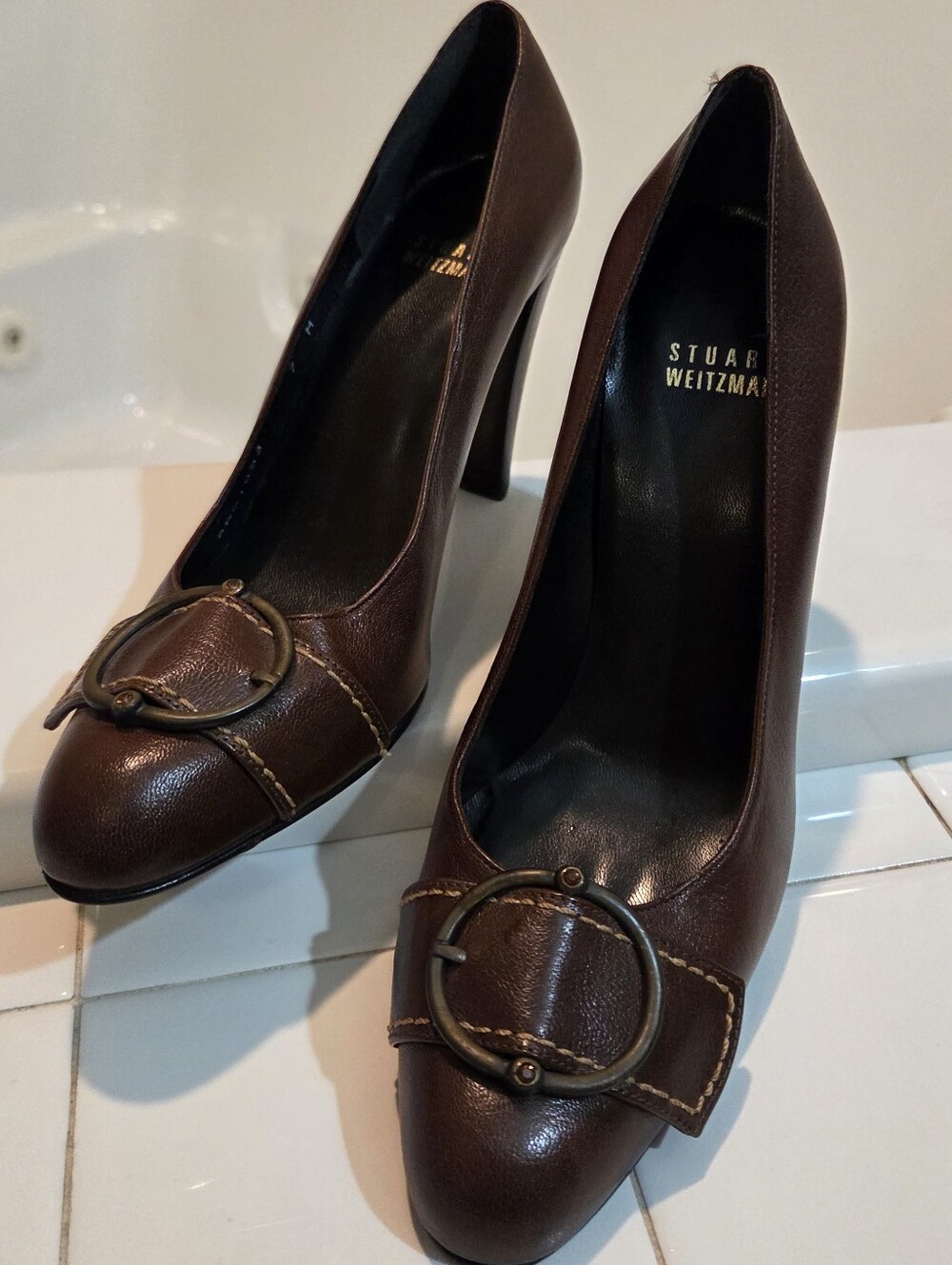 Stuart Weitzman Classic Brown Leather Heels With Buckle Accent Leather Sole 7 M